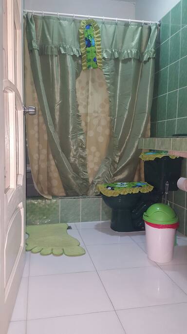 Baño dentro del cuarto