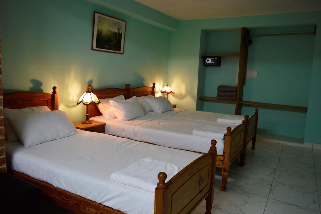 Room1