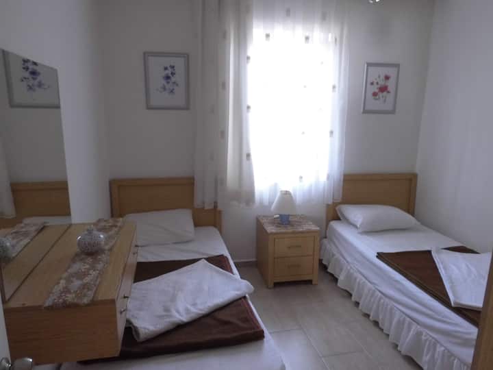 Dhoma e gjumit 2, përafërsisht. 20 m²