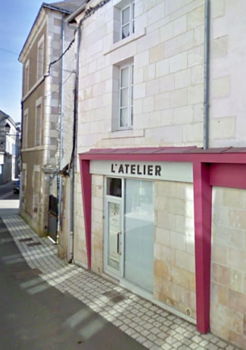 La façade de l'Atelier Saint Louis