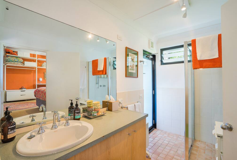 Suite 3 ensuite - the door leads directly onto pool terrace