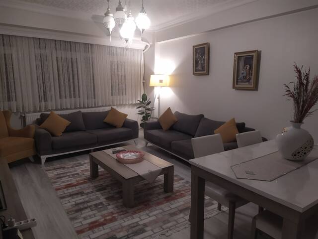 Beyoğlu’nda Taksim’e yakın lüks daire gallery image 3