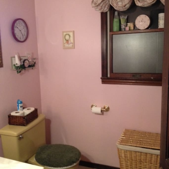View of the full
bathroom, with shower & tub located upstairs.