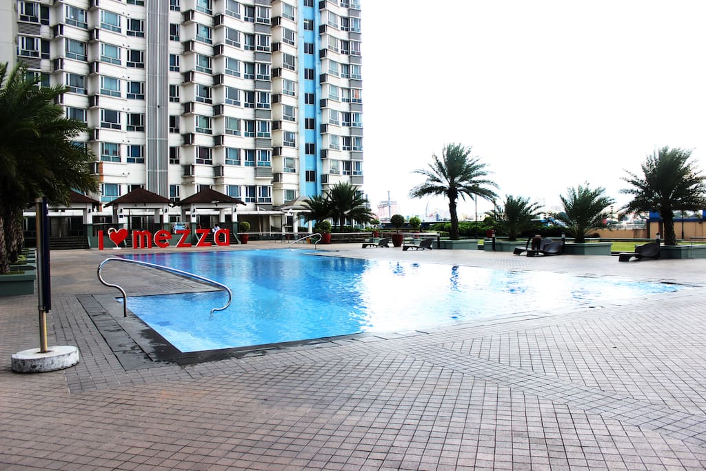 Access to the pool area and enjoy swimming!