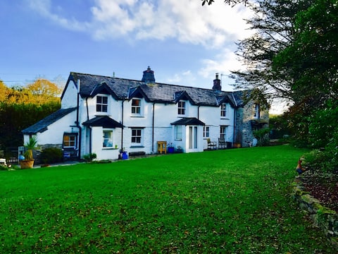 Lana Vale: Dog Friendly Cottage St Kew N. Cornwall