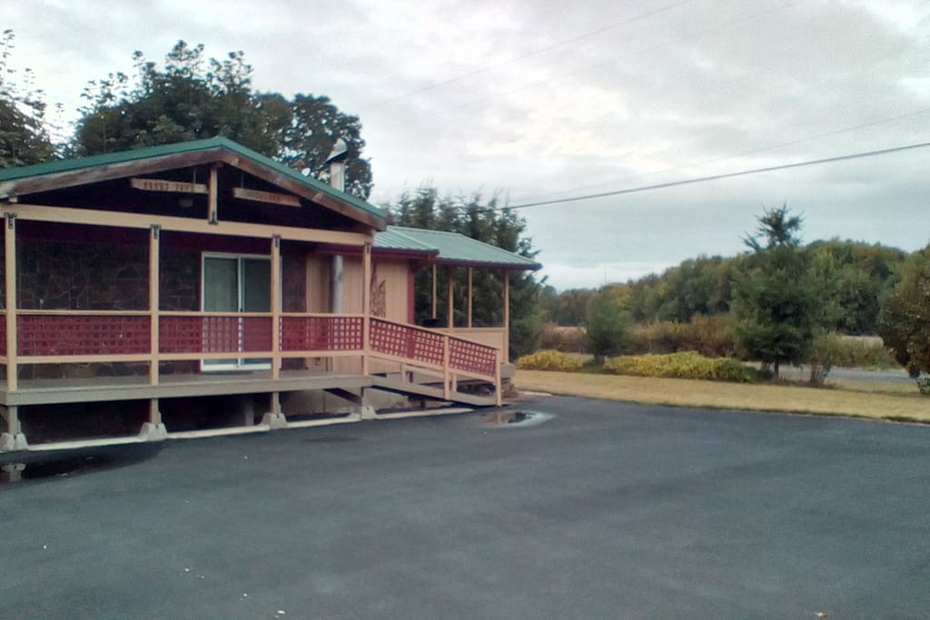 The Saloon has ample parking and country views for your relaxing getaway.