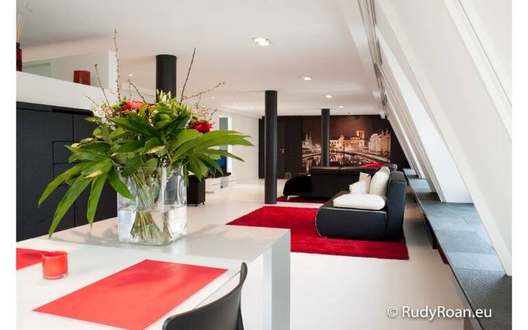 Deluxe Suite Apartment 6P Lord of Ghent gallery image 2