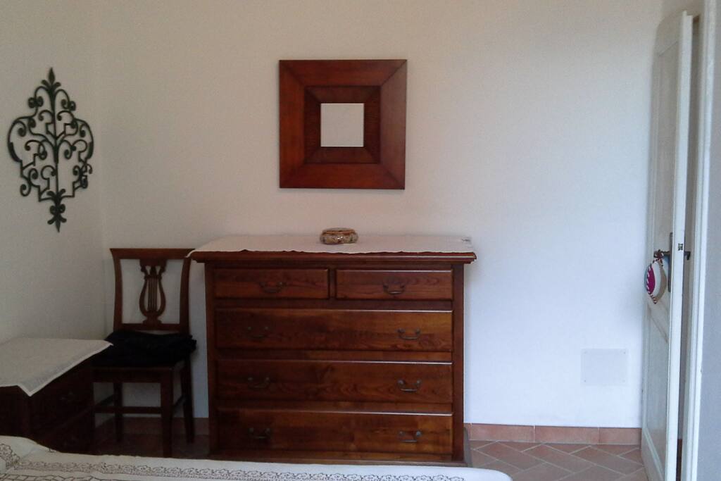Master bedroom / Camera da letto matrimoniale 1
