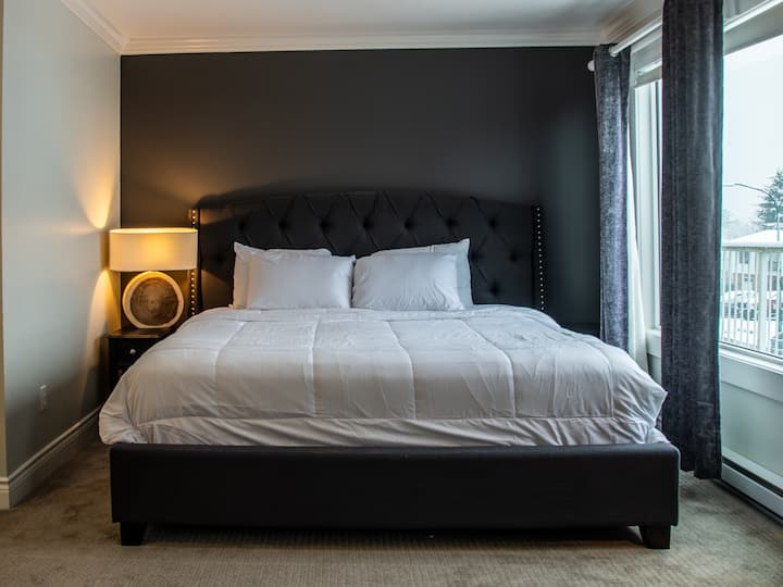 Spálňa s manželskou posteľou King 2