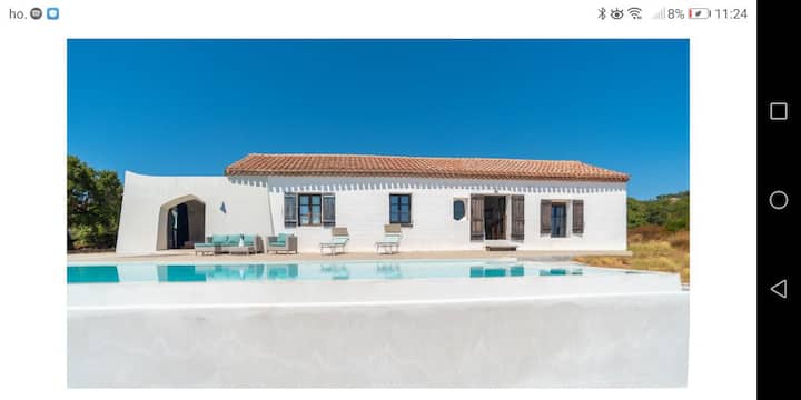 Villa Monte Pino
Swimming pool and panoramic view