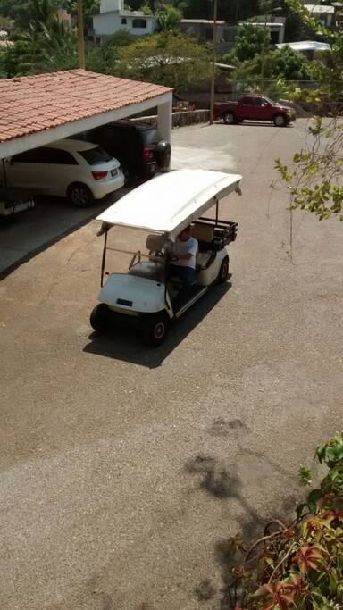 Estacionamiento y transporte a la villa