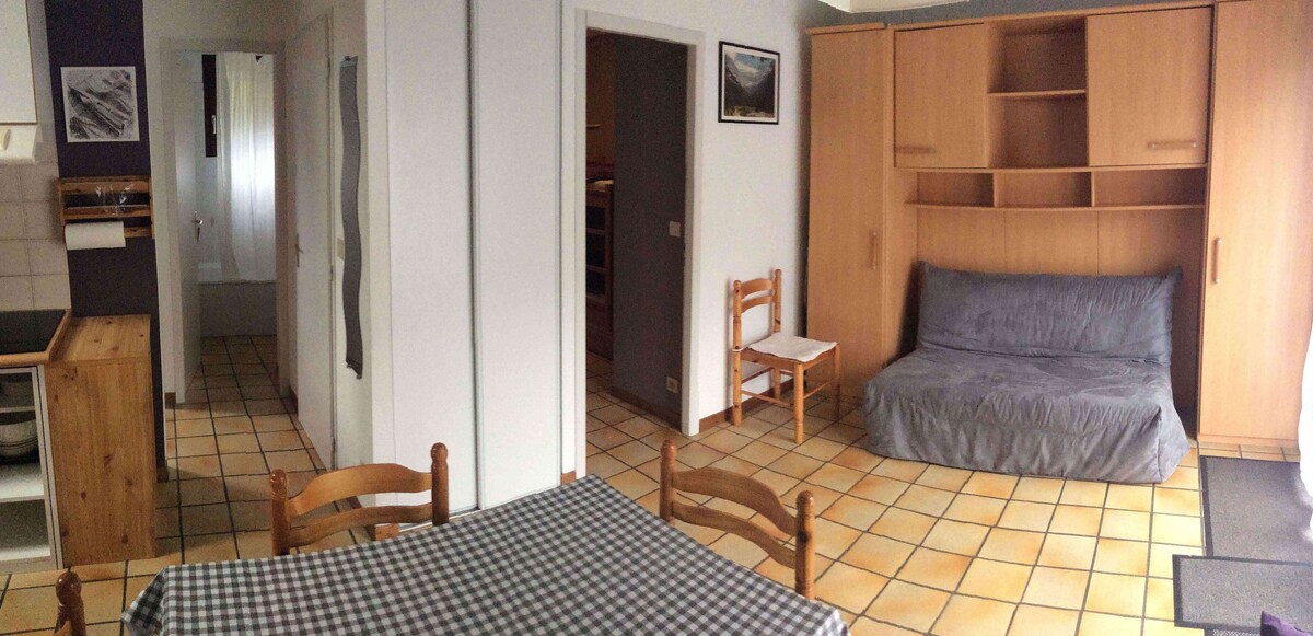 Sallon -Canapé i konvertueshëm