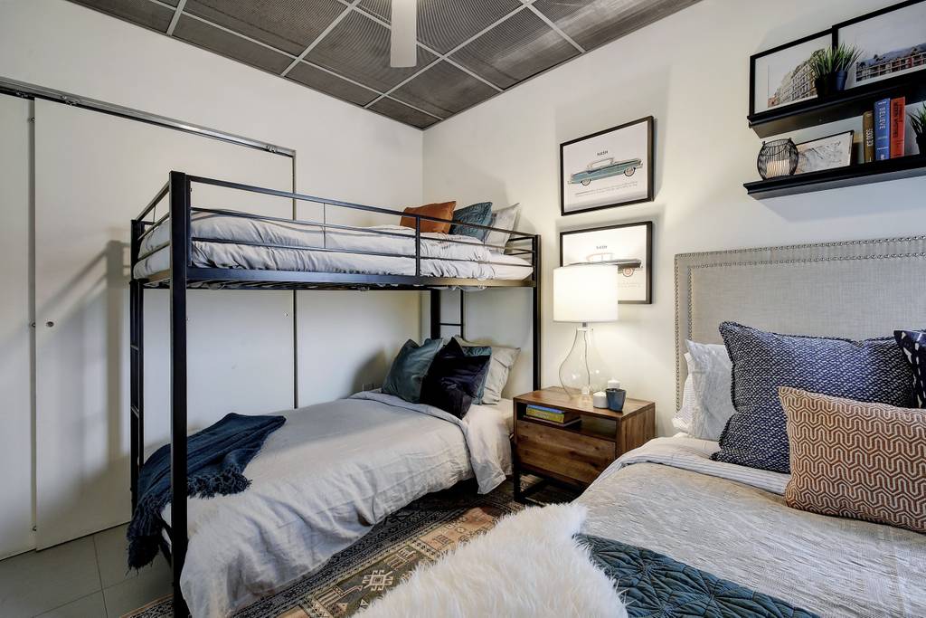 Hip Designer Loft | Walk to 6th Street & Rainey
