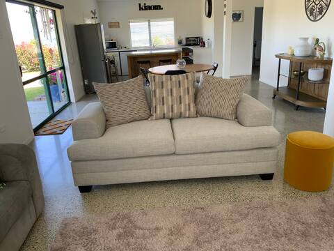 Top Airbnb: Torphichen House Retreat in Waipū