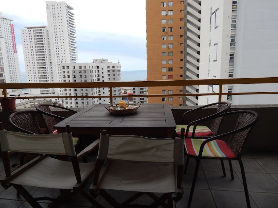 Terraza con vista al mar