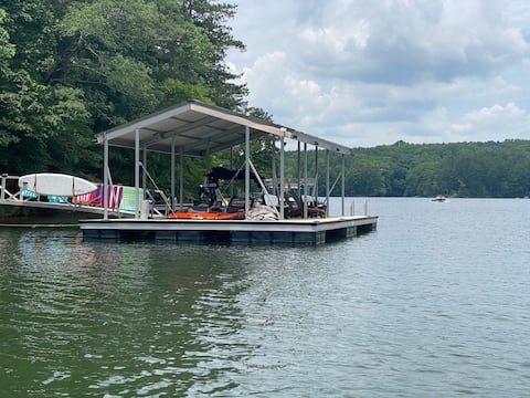 Family Lake House with Dock