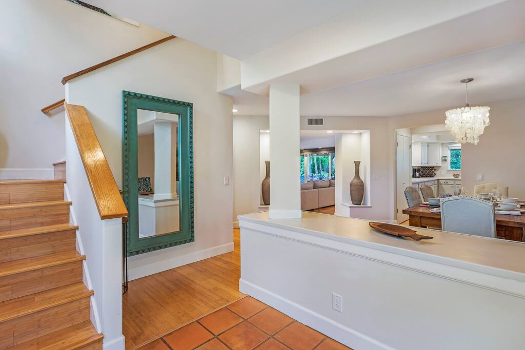 Entry way