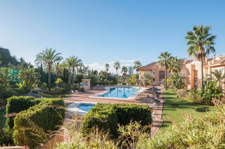 Urbanizacion Golf Rio Real Altamira Marbella Wohnungen Zur Miete In Marbella Andalusien Spanien