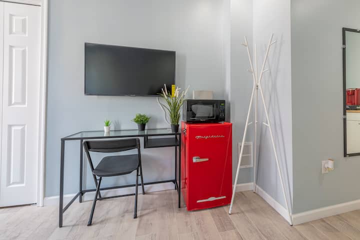 Fantastic Studio -3 - National Park, NJ