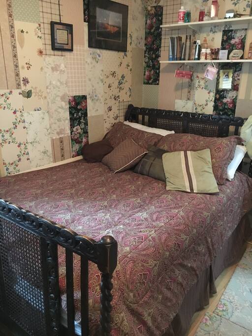 This room is currently being remodeled and will be fresh and new ready for you!