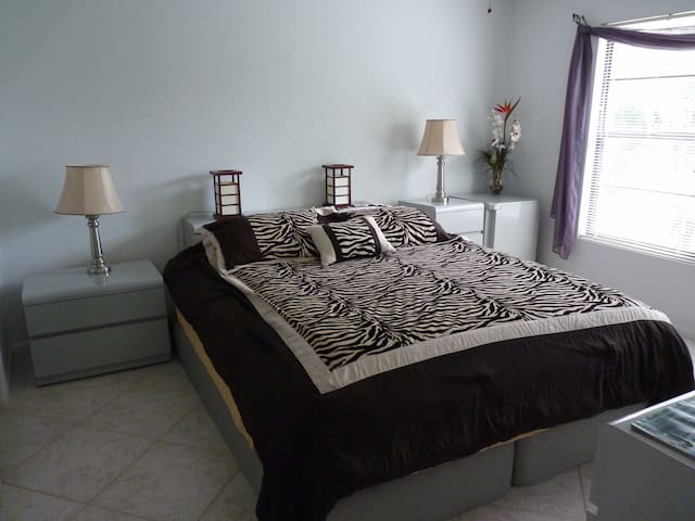 On Marco Island Master Bedroom VALUE Jan 2020