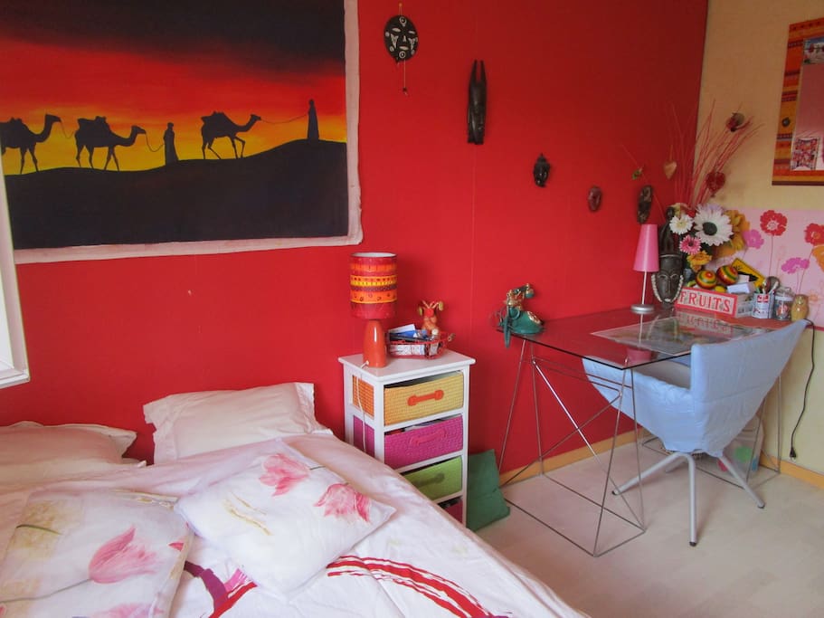 CHAMBRE ROUGE