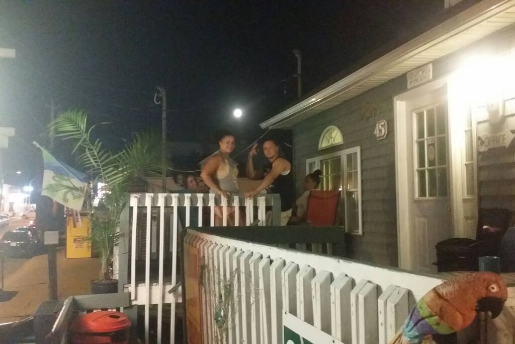 U can see Bright Boardwalk & Club Karma