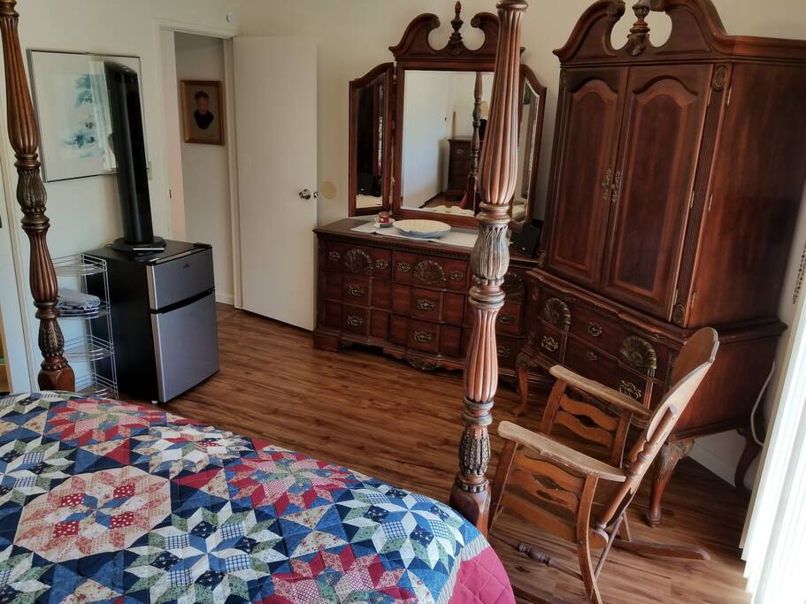 Master bedroom.