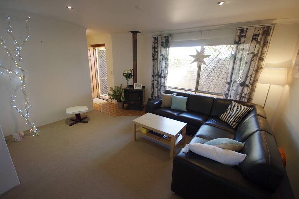 Front living space 2
