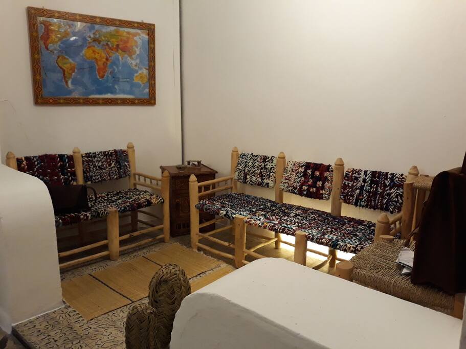 common salon