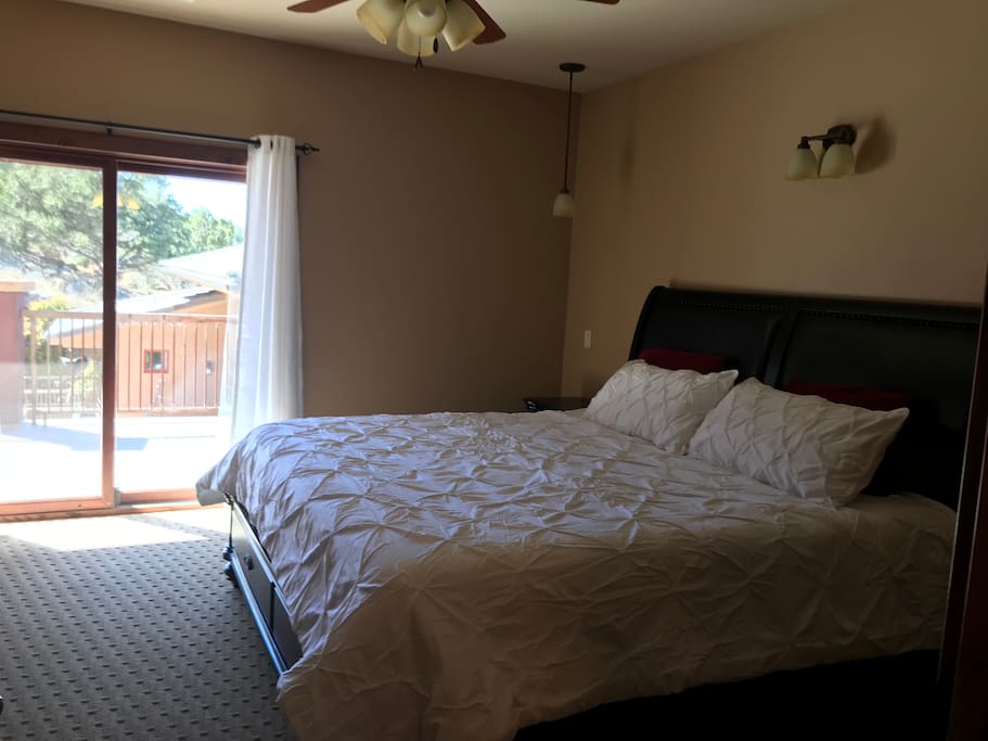 King size bed