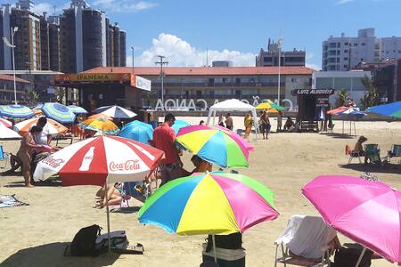 Apto em Capão da Canoa - Prédio à beira mar