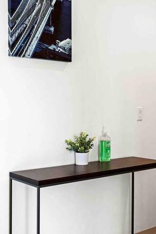 Luxury water view Boston pond gallery image 3