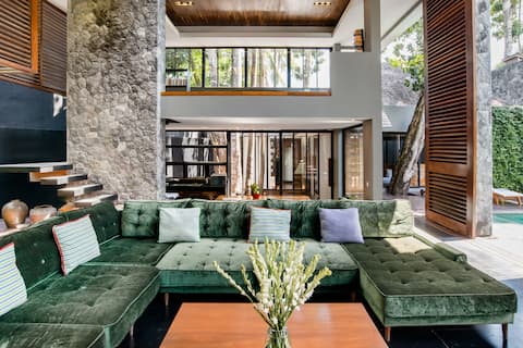 Magnificent Tropical Villa with Private Pool