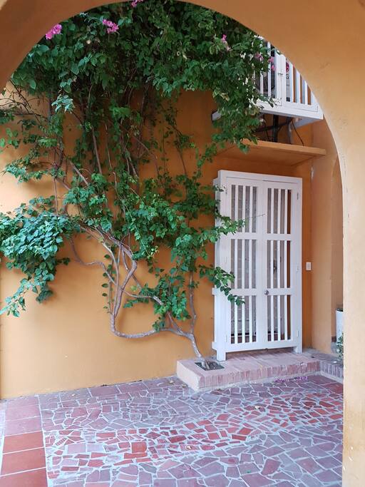 Entrada al apto
