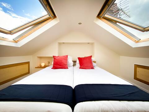 Nomi Homes❤️Powderham❤️Exeter❤️Uni❤️Beach❤️Parking❤️WiFi