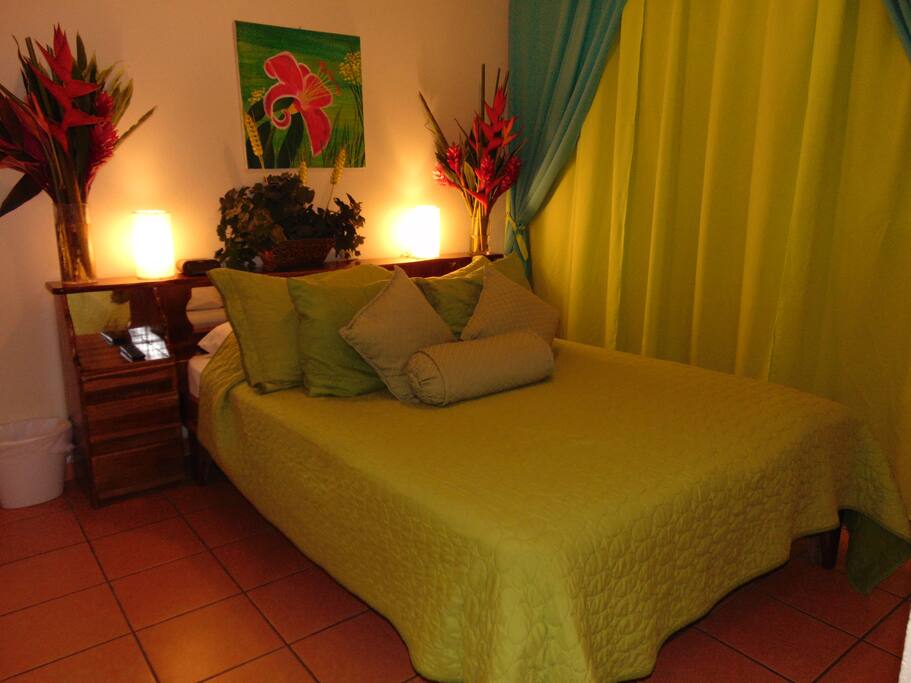 Executive Room #11 has a queen size bed.