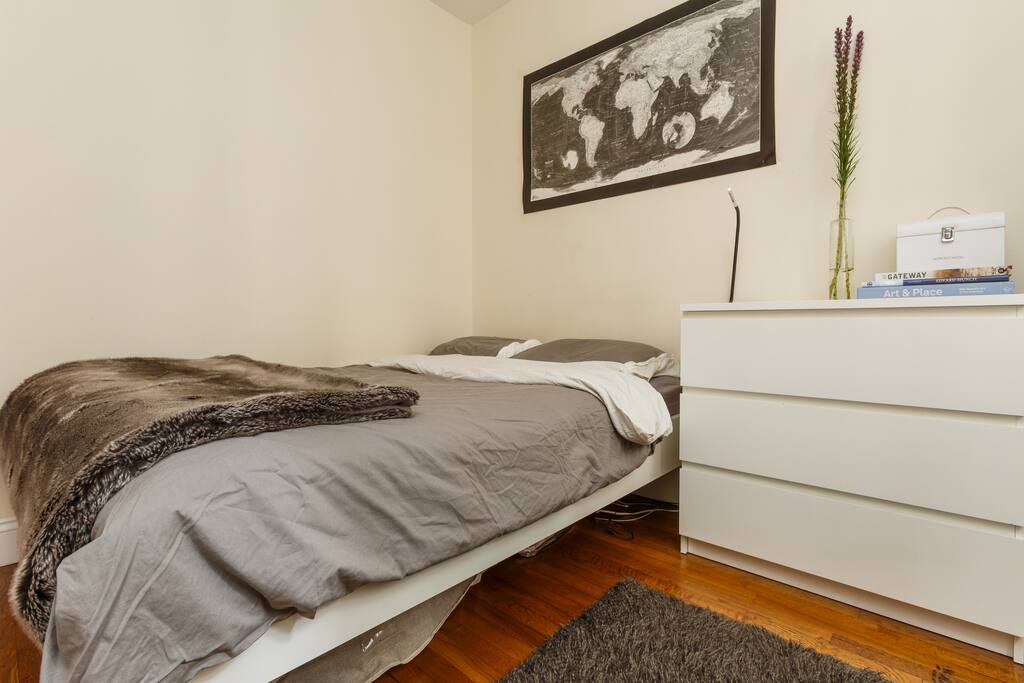 Spacious chest of drawers for your clothes and things