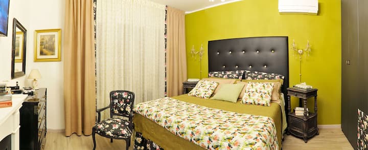 Spavaća soba - Zelena Irska - bračni krevet na 1. katu 160 cm