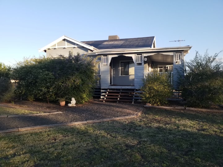 Bell Holiday Rentals & Homes Queensland, Australia Airbnb