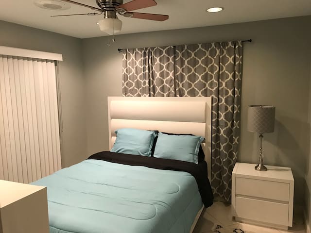 South florida atlantic coast Single family home R2