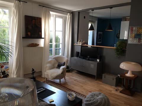 Popular Airbnb listing: Peaceful haven in the heart of the city in Nanterre