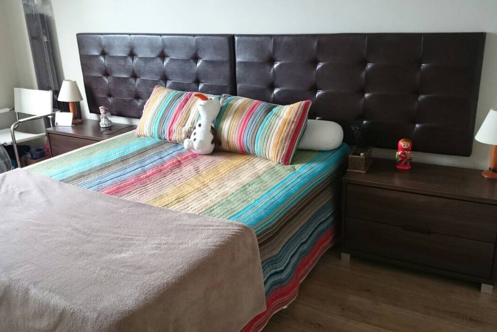Cama de casal Quenn