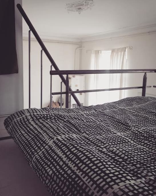 Lit sur mezzanine