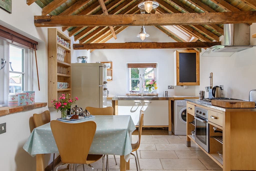 Open Plan Kitchen & Dining Area