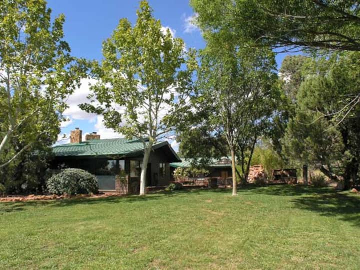 Sedona Hideaway Houses for Rent in Sedona, Arizona, United States