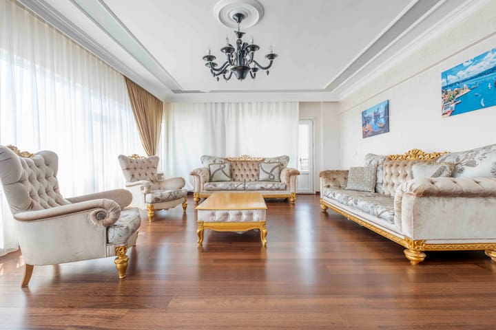 İstanbul merkezde Saray dairesi