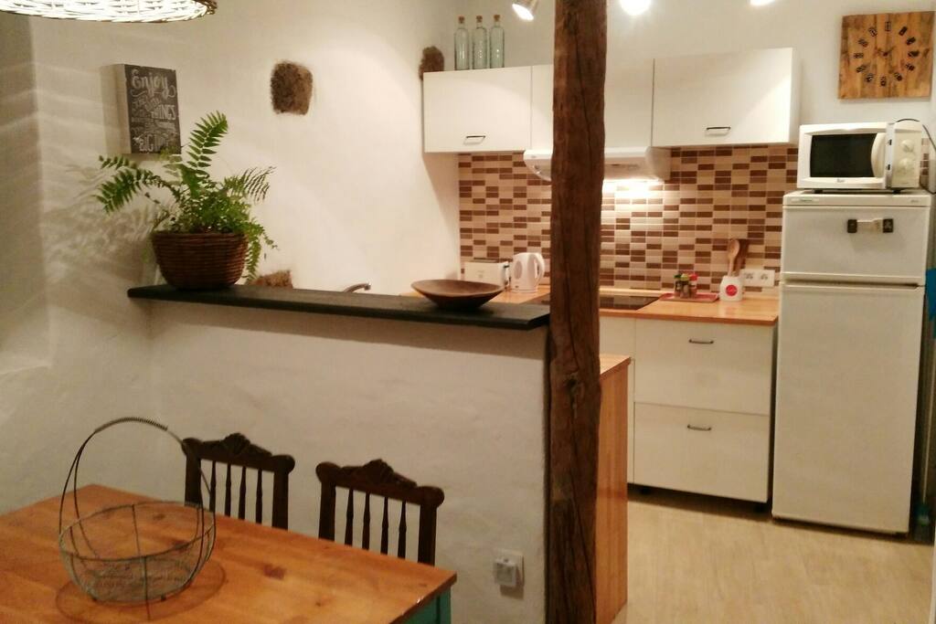 COCINA Y COMEDOR