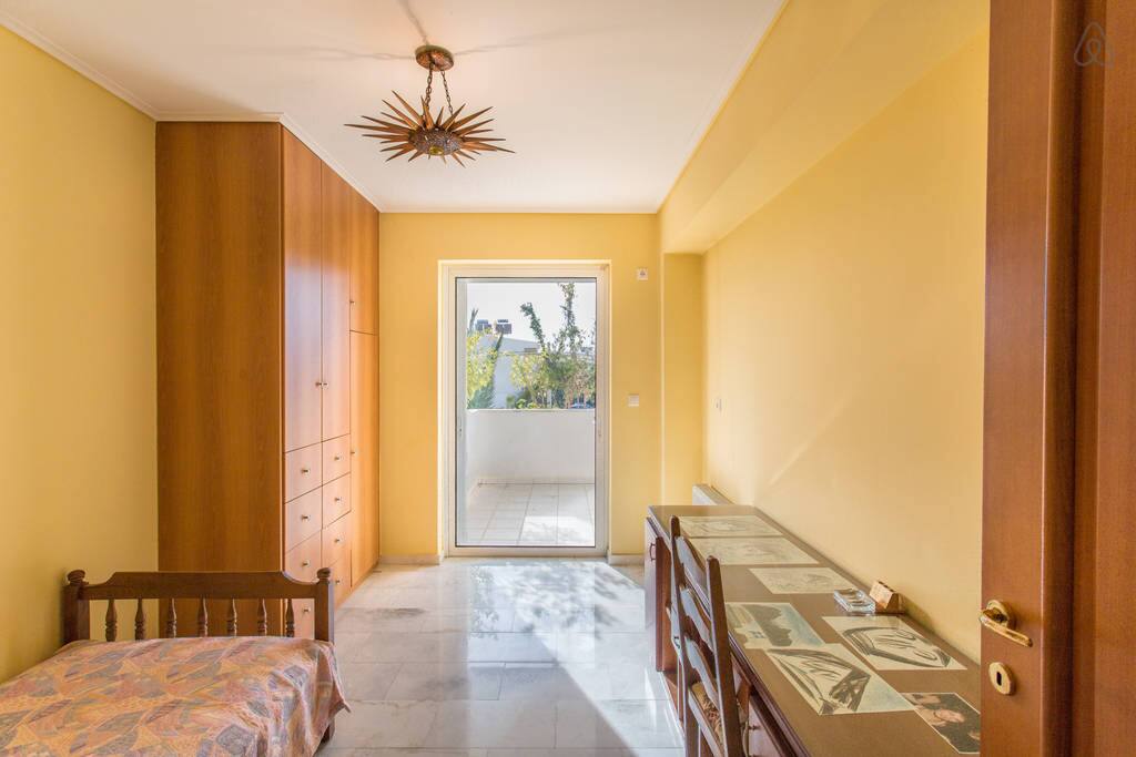 1st room