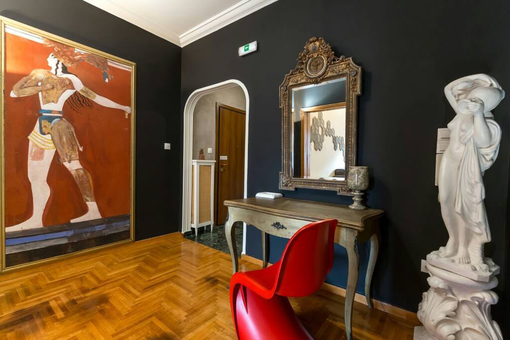 mid century modern apartment decoration waiting area